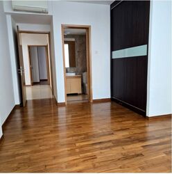 The Lakeshore (D22), Condominium #559167111